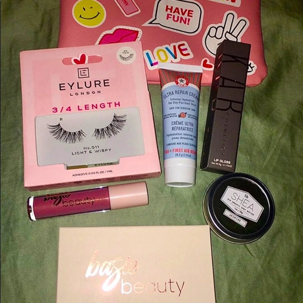 Brand New MakeUp & Skin Care Bundle